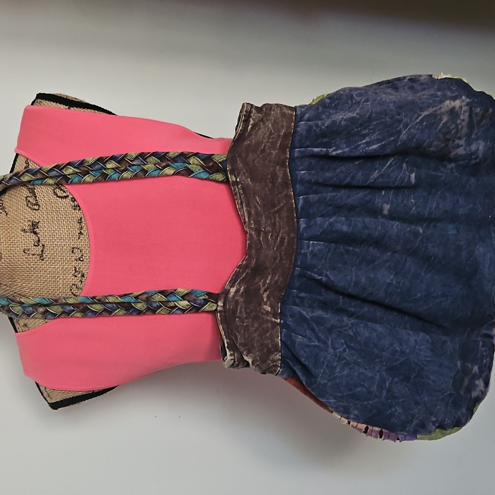 Rising International Hobo Shoulder Bag. - Picture 10 of 13